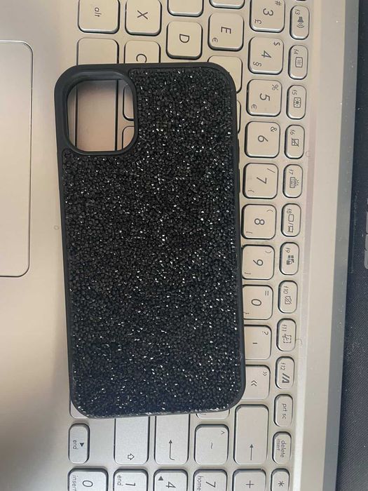 Capa iPhone 11 Preta com Brilho Super Elegante