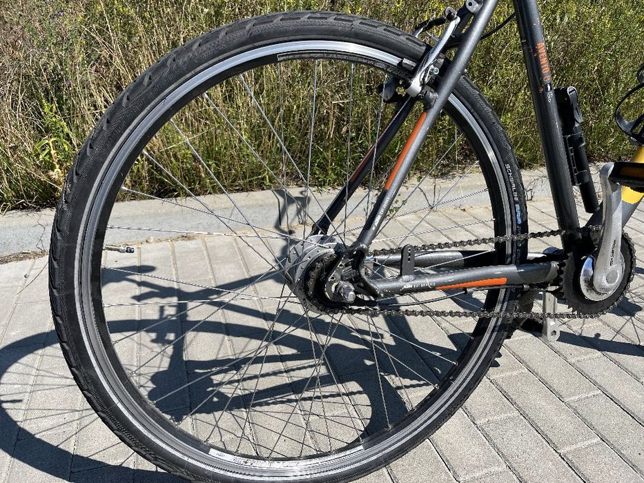 Rower KTM AVENTO 8 rama 56 koła 28"