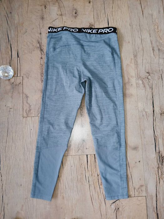 Nowe legginsy Nike Pro L