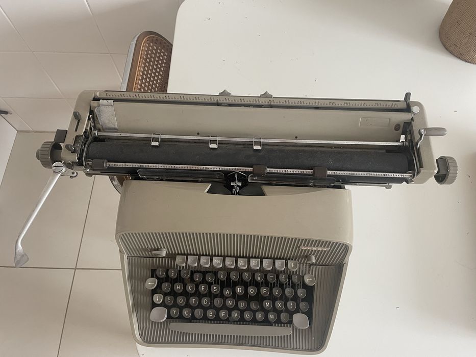 Maquina de escrever vintage