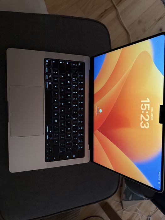 Macbook Pro M5 Prateado  16/512G