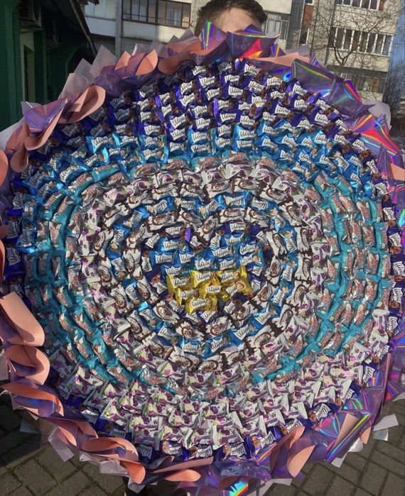 Їстівні букети на замовлення до 14 лютого