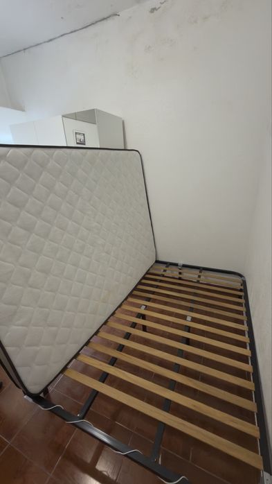Base de cama + colchão