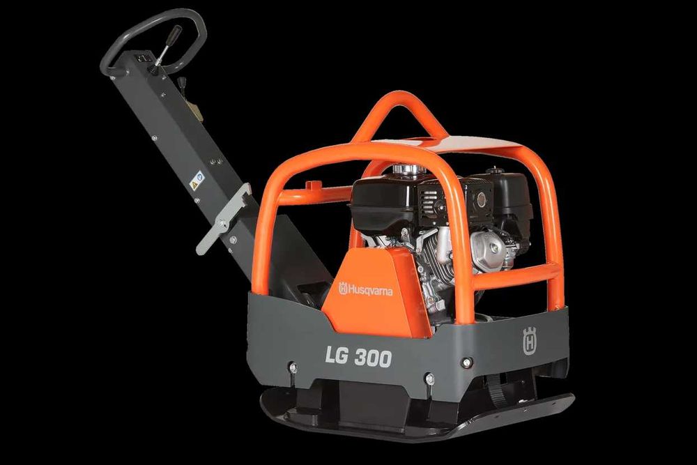 zagęszczarka rewersyjna z rewersem husqvarna LG 300 honda, 270kg