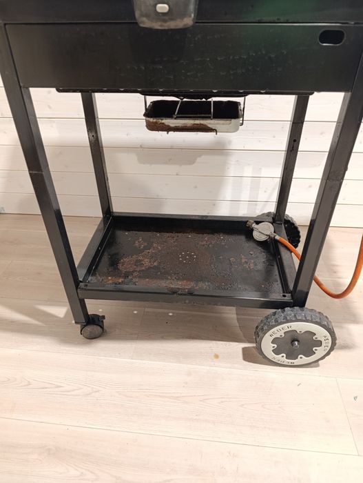Grill gazowy WEBER Spirit Silver.