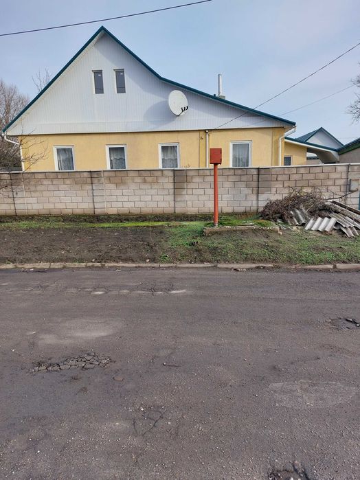 Продам жилий будинок