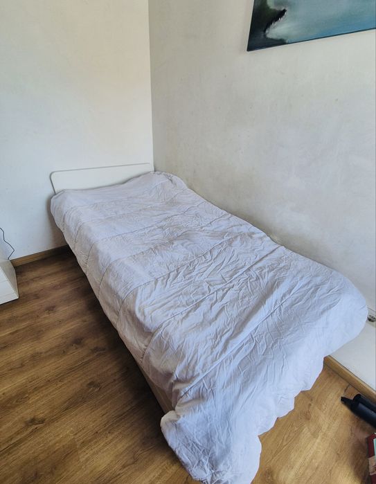 Cama de solteiro Ikea