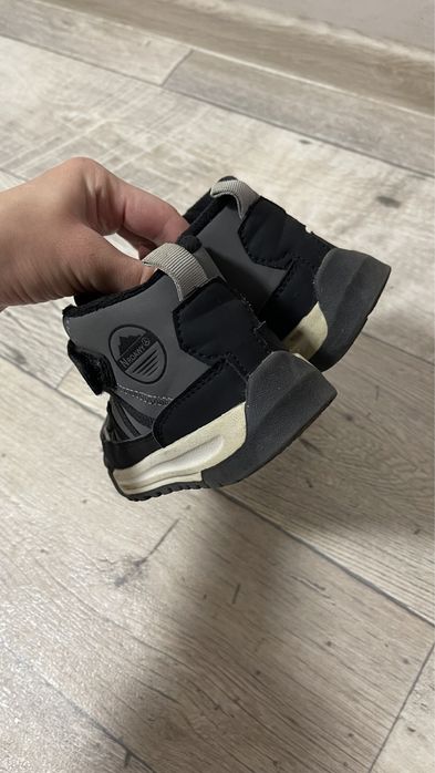 Демісезонні чоботи 27 розмір ( устілка 16,2 см)