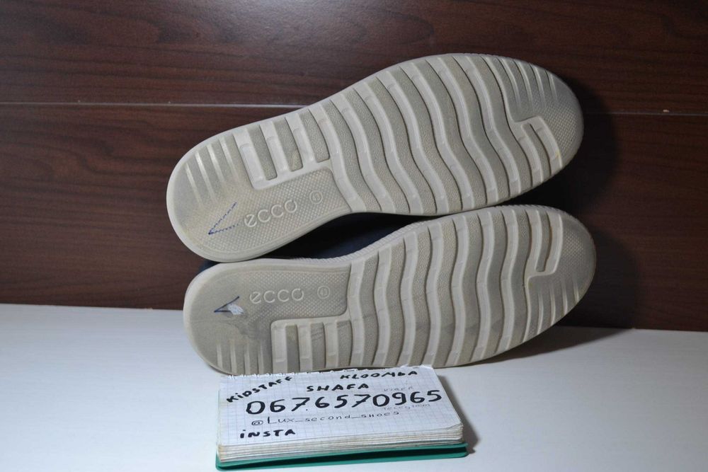 ecco 43р кроссовки кожаные сникерсы ботинки оригинал