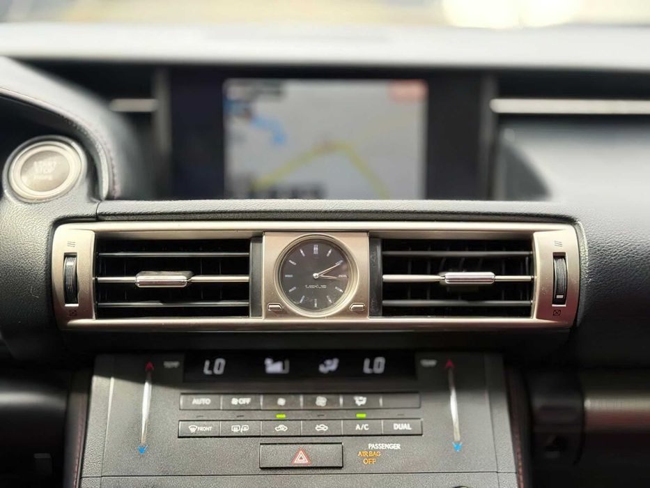Lexus IS 300      2016