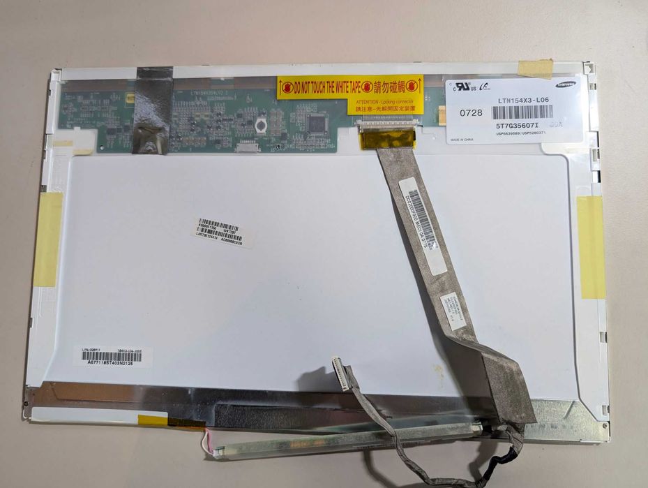 Ecrã Samsung LTN154X3-L06
