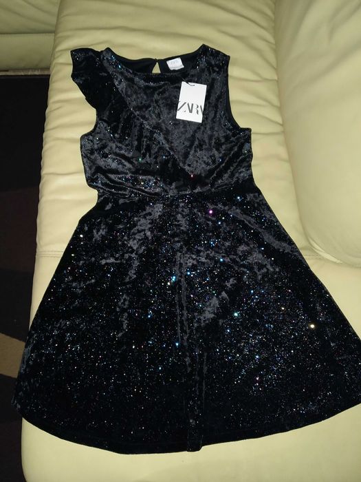 Vestidos Novos Passagem de Ano e outras ocasiões, Casacos e Camisola