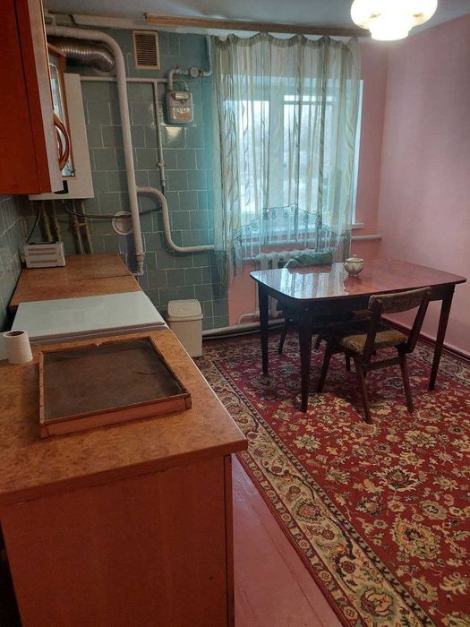 Продаж будинку від вланиска