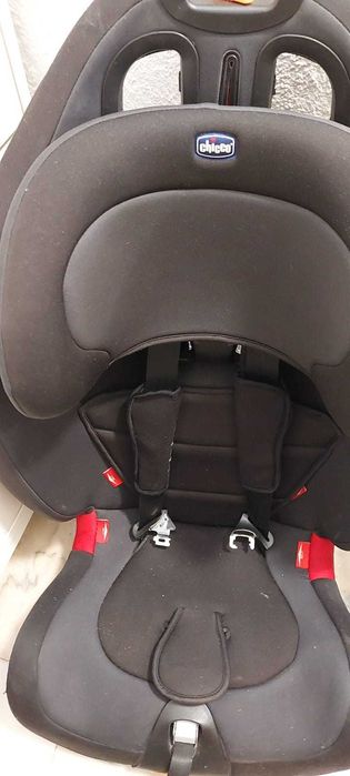 2 cadeiras infantis auto