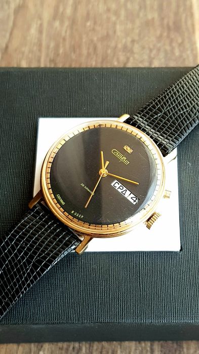 Годинник Слава механіка 26 рубінових каменя позолочений корпус  Ау