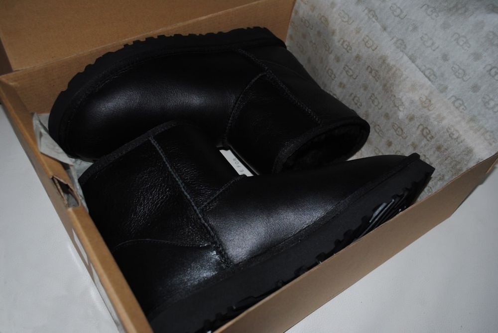 Чоловічі угг UGG Leather Mini. Мужские кожаные угги мини