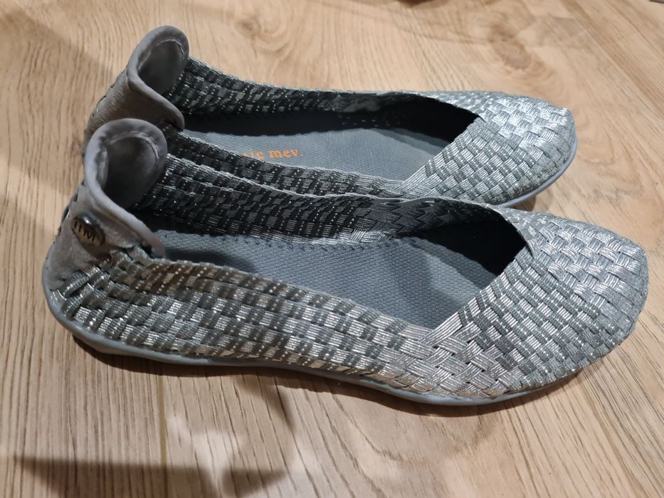 Sapatilhas prateadas