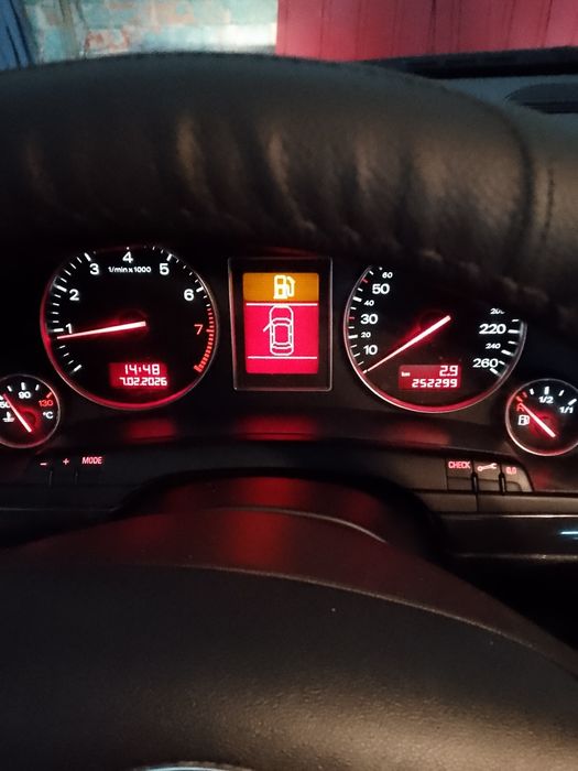 Ауді А 4 в чудовому стані хто купе жаліть не буде