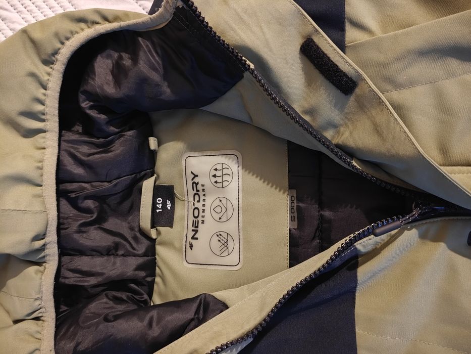 Kurtka  4f  140 chlopieca