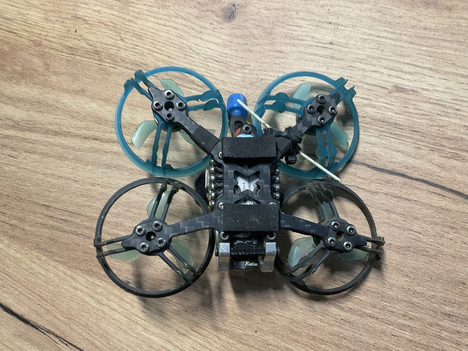 Dron fpv Diatone Roma ultra nano