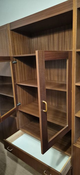 Moveis e armários de sala