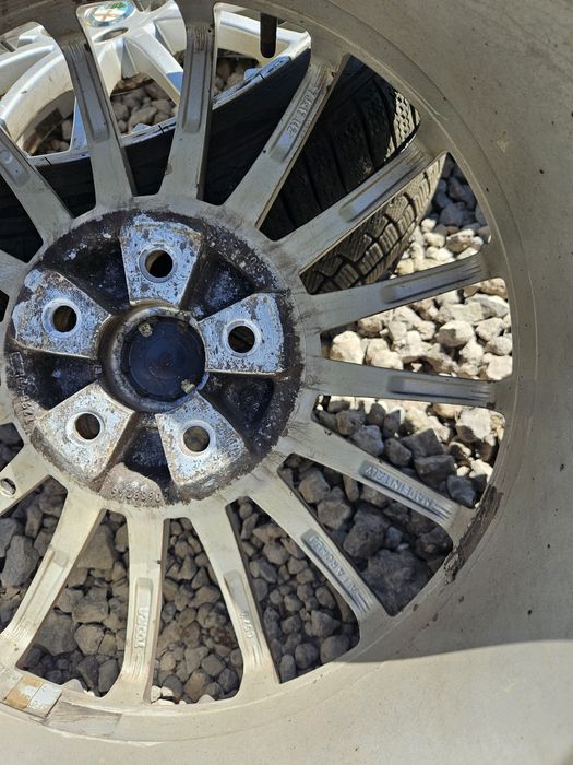 Koła felgi opony alfa romeo 215/45 r.17