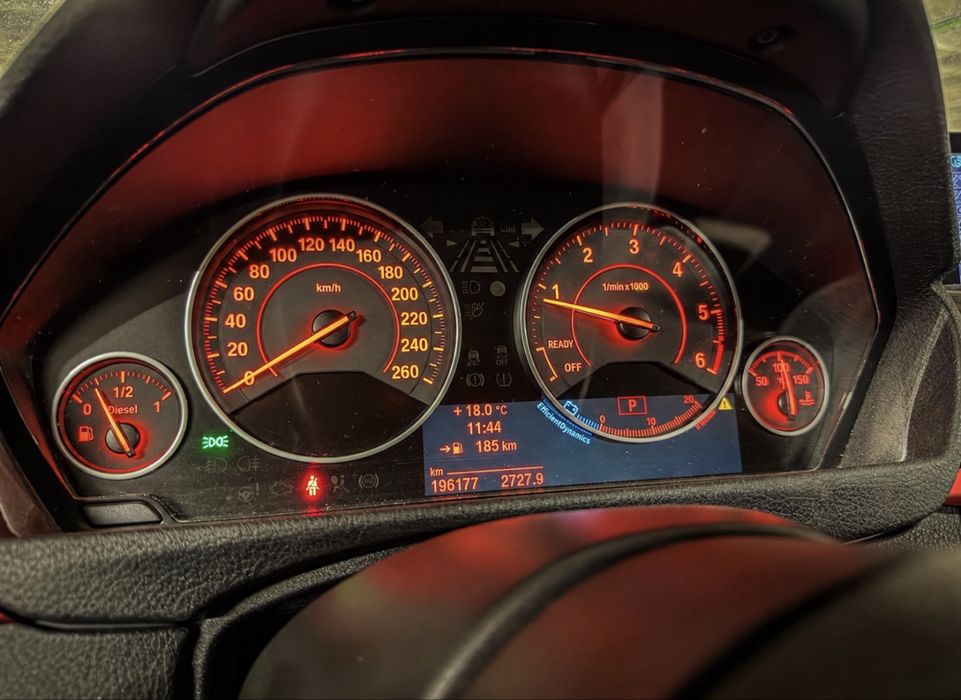 BMW 320d Touring Look M3 (325€ Mês)