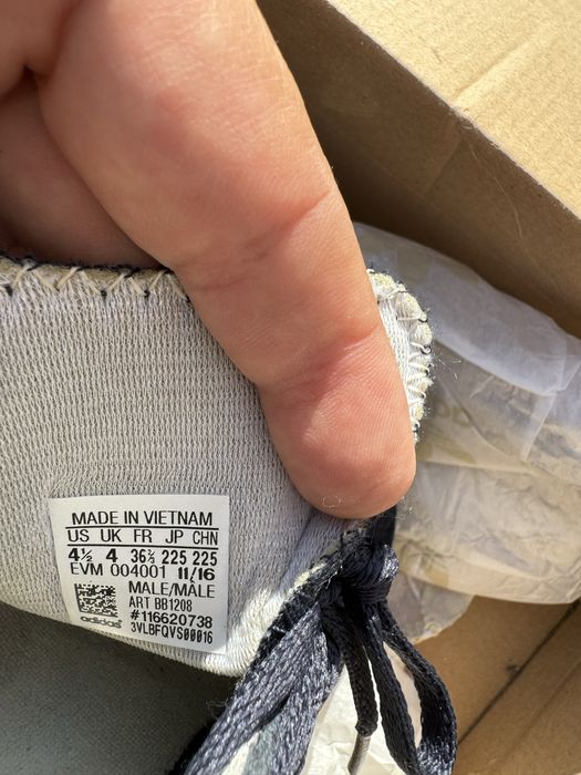 Tenis Adidas n36,5 LA Trainer