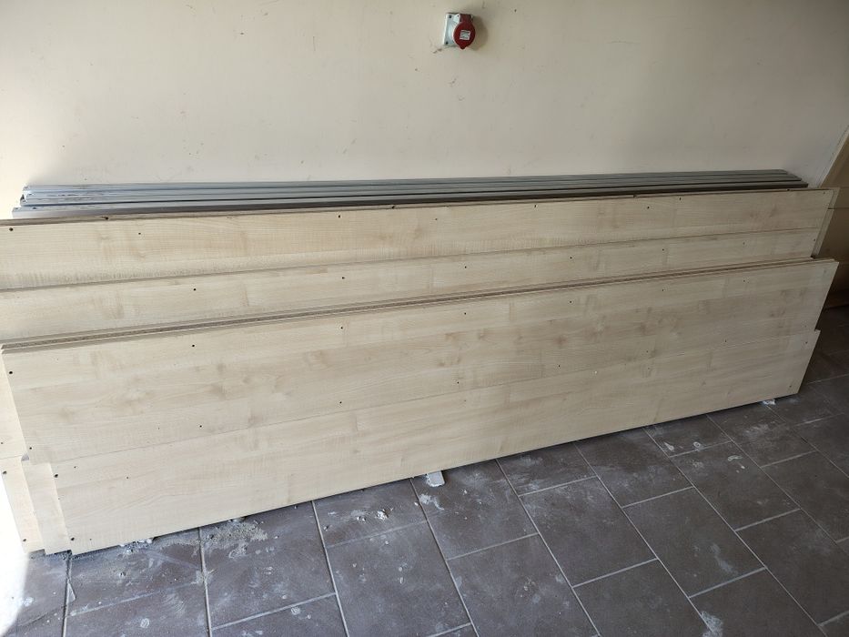 Szafa wnękowa  kolor klon