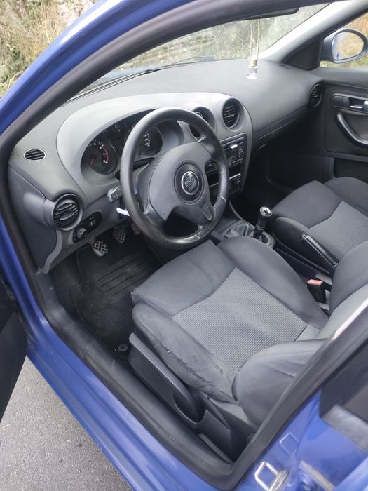 SEAT Ibiza 6l 1.5 16v gasolina