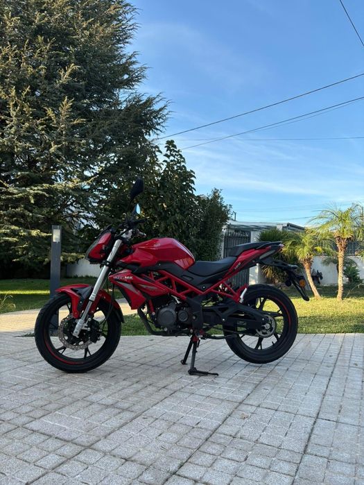 Benelli BN 125 ano 2020