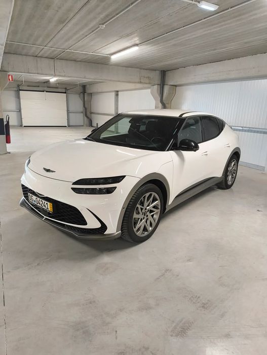 Genesis GV60