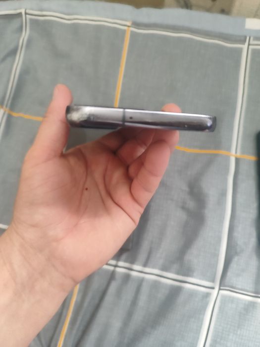 Samsung galaxy S22 8/256