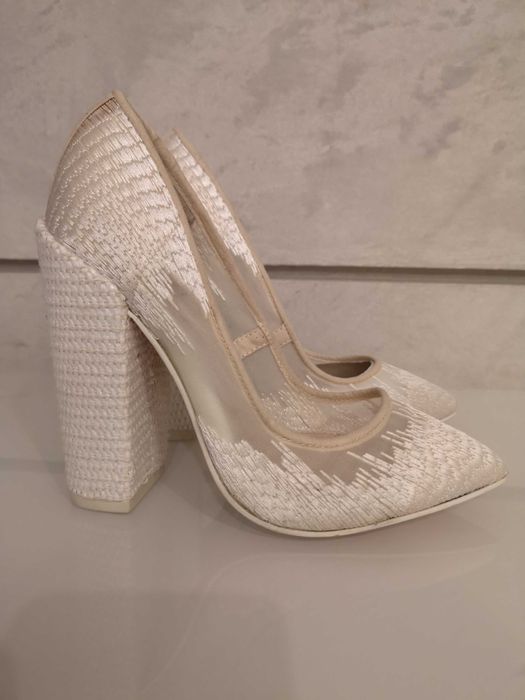 Aldo Rise słupek wesele ślub białe 35