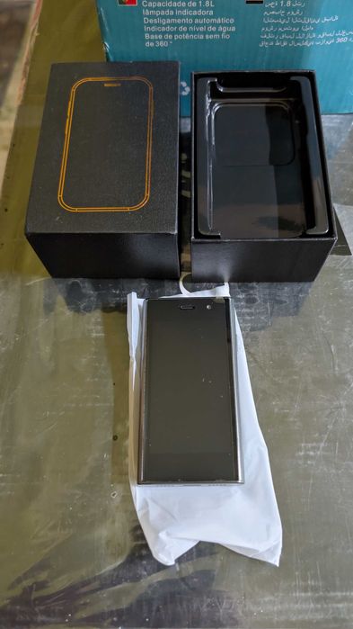 Mini smartfon zielony