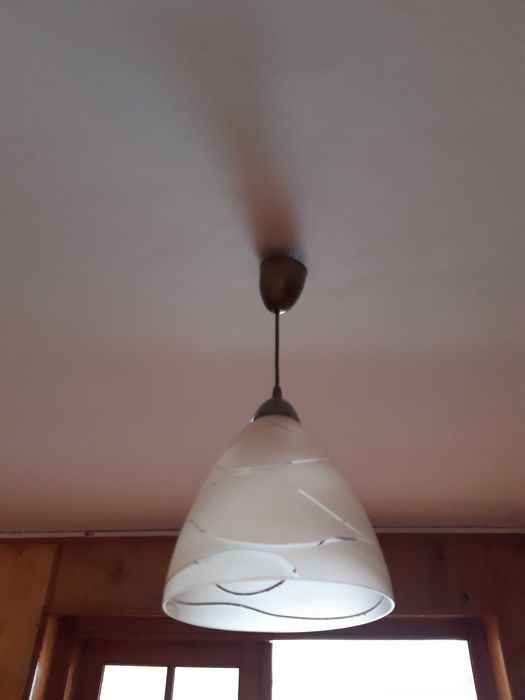 żyrandol szklany do kuchni lub na przedpokój średnica 23 cm, jak nowy