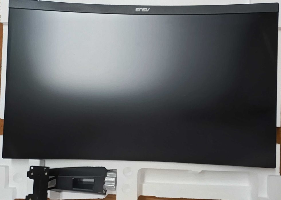 Monitor gaming  ASUS 165 Hz, 27 polegadas