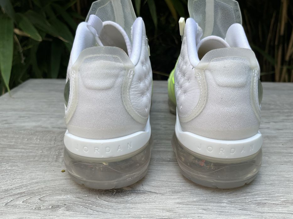 Жіночі кросівки Wmns Air Jordan Reign 'White Volt