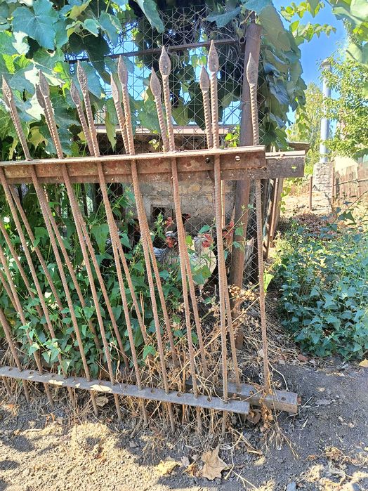 Секції металеві для огорожі