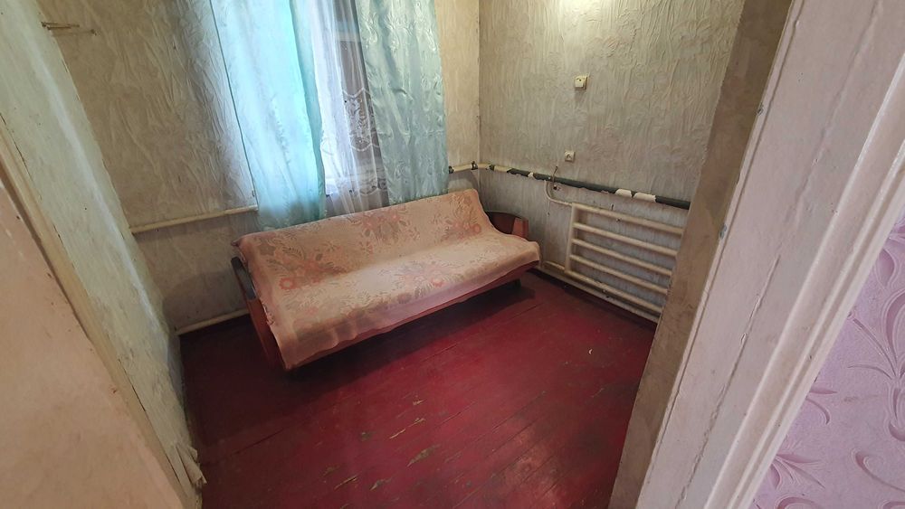 Продам пів будинку з окремим входом в с.Трушки