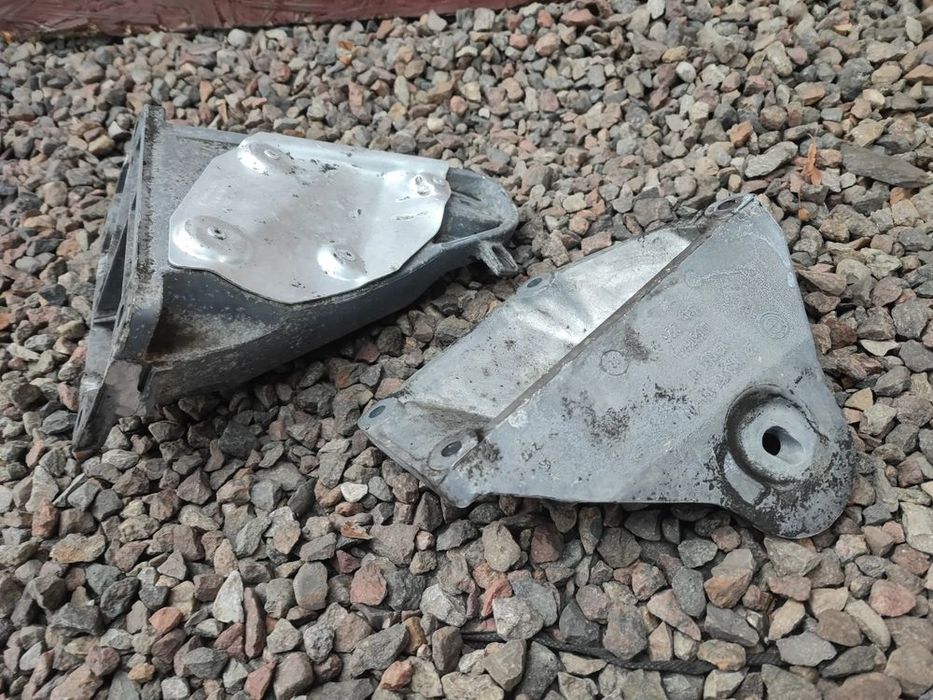 bmw e60 / e61 oryginalne łapy silnika / łapa zawieszenia lewa / praw