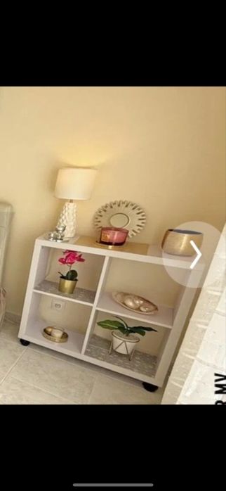 Estante / aparador branco decorativo em ótimo preco