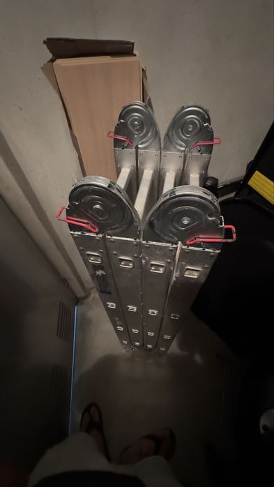 Escada telescópica 4x4