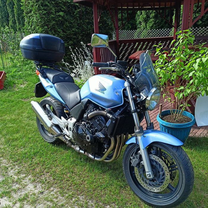 Honda *CBF*  600
