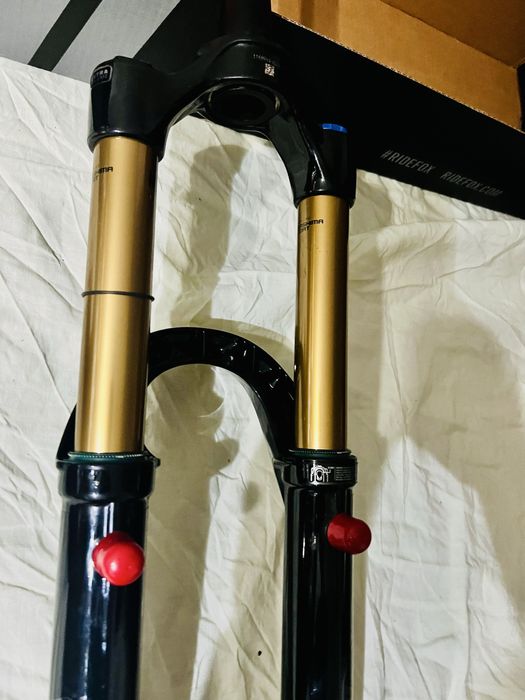 Fox factory 38 gripx2 170mm