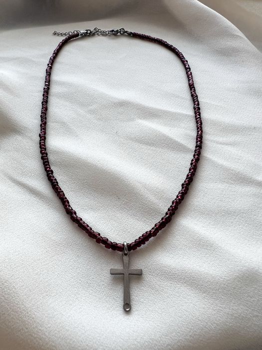 Naszyjnik z koralików i stali chirurgicznej