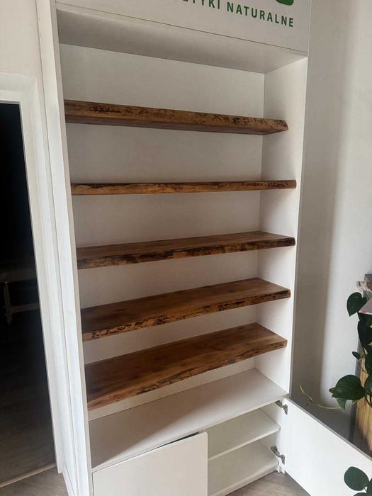 Regał z salonu masażu - stan bardzo dobry