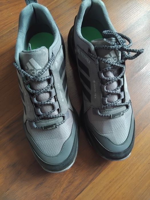 Кроссовки Adidas 43