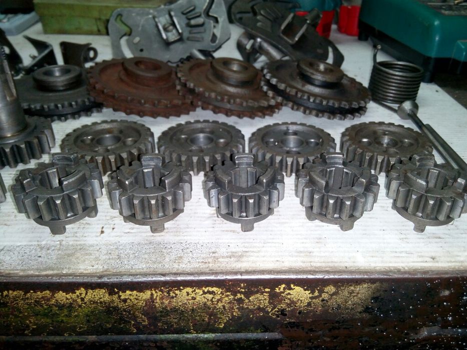 Запчасти коробка JAWA