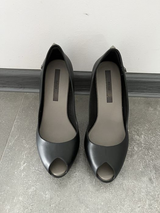 Szpilki Melissa, roz. 37.